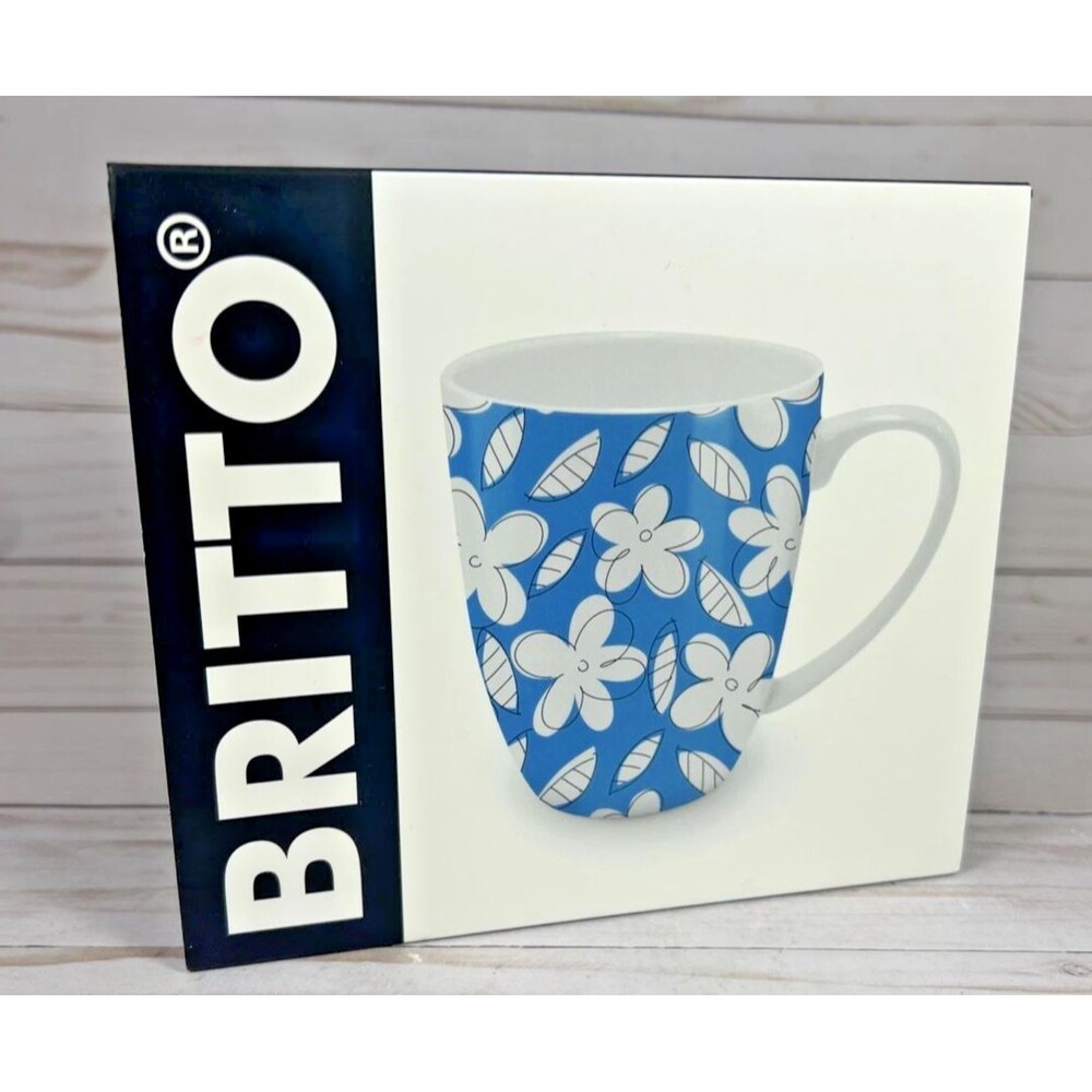 NEW IN BOX Britto Ramero Blue Floral White Flower Coffee Mug 16oz